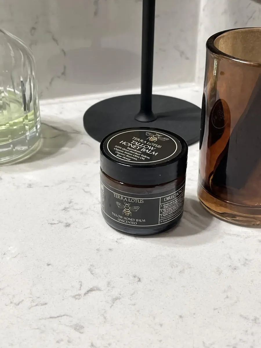 Terra Lotus Honey Balm™️ – Nutrición Profunda para una Piel Más Suave